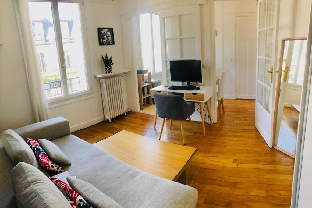 דירות פריז Cosy Studio Near Public Transport מראה חיצוני תמונה